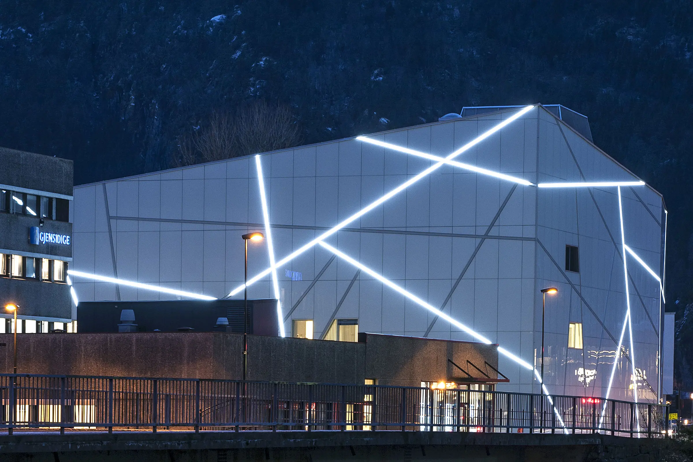 art_museum_sogn_og_fjordane_forde_norway_03_neu