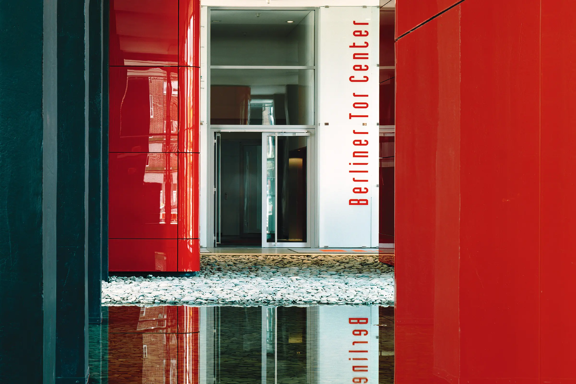 berliner_tor_center__hamburg__de_02