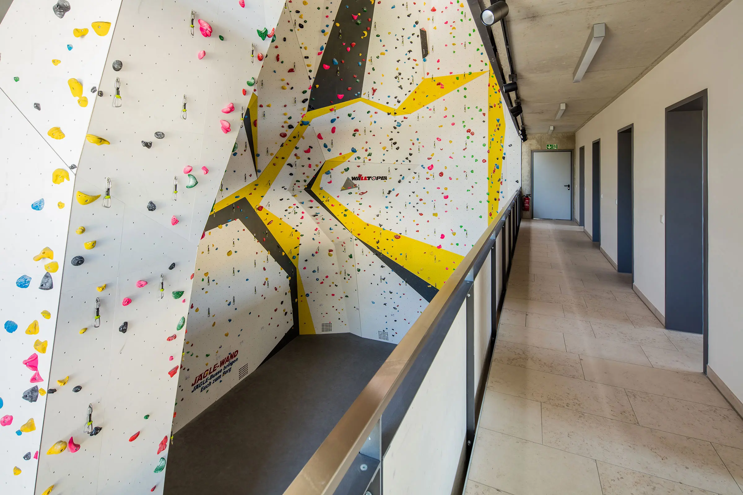 jurabloc_dav_kletterzentrum_eichstaett__jurastrasse__schernfeld__de_3