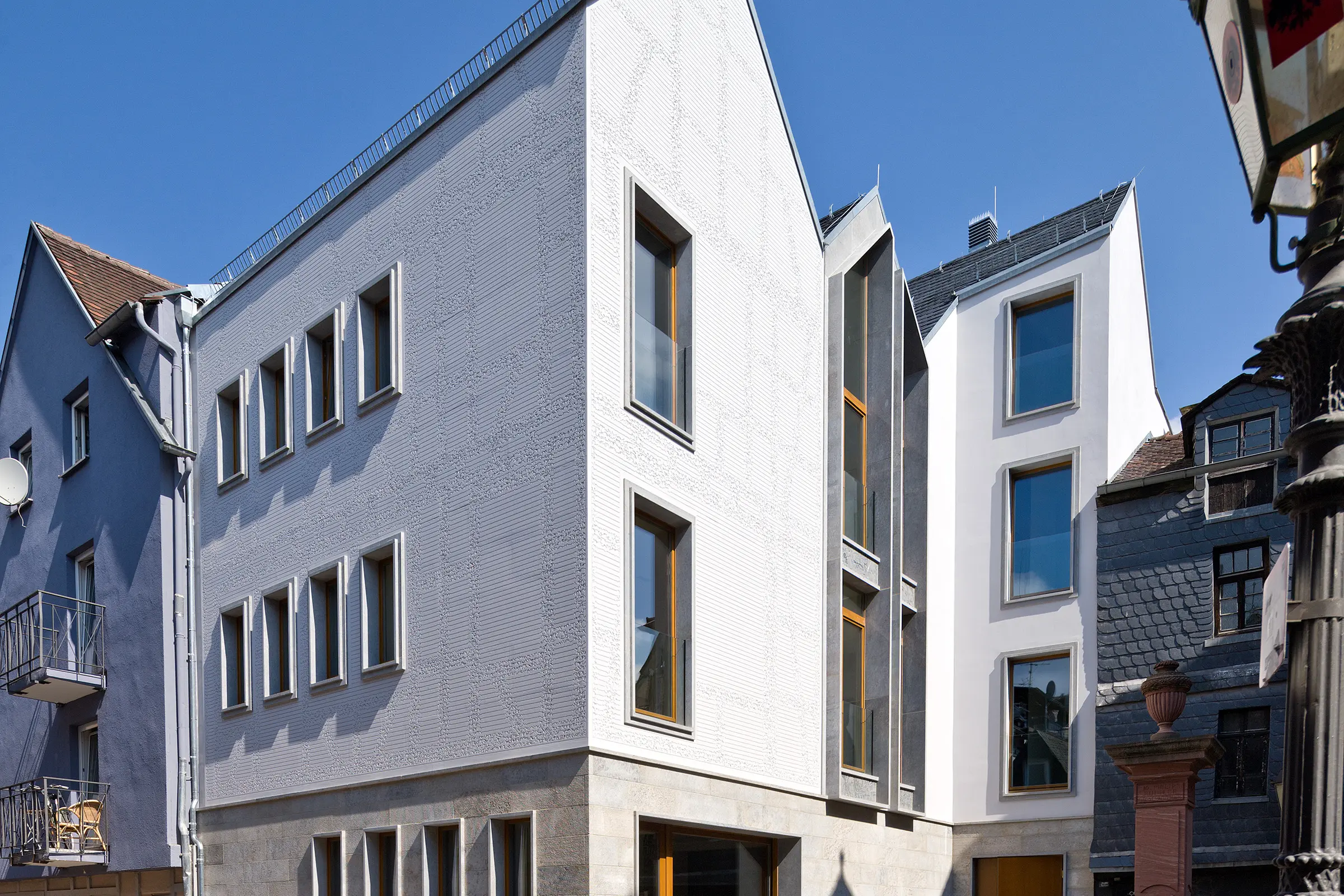 residential_and_business_building_kleine_rittergasse_11__frankfurt_am_main__de_01