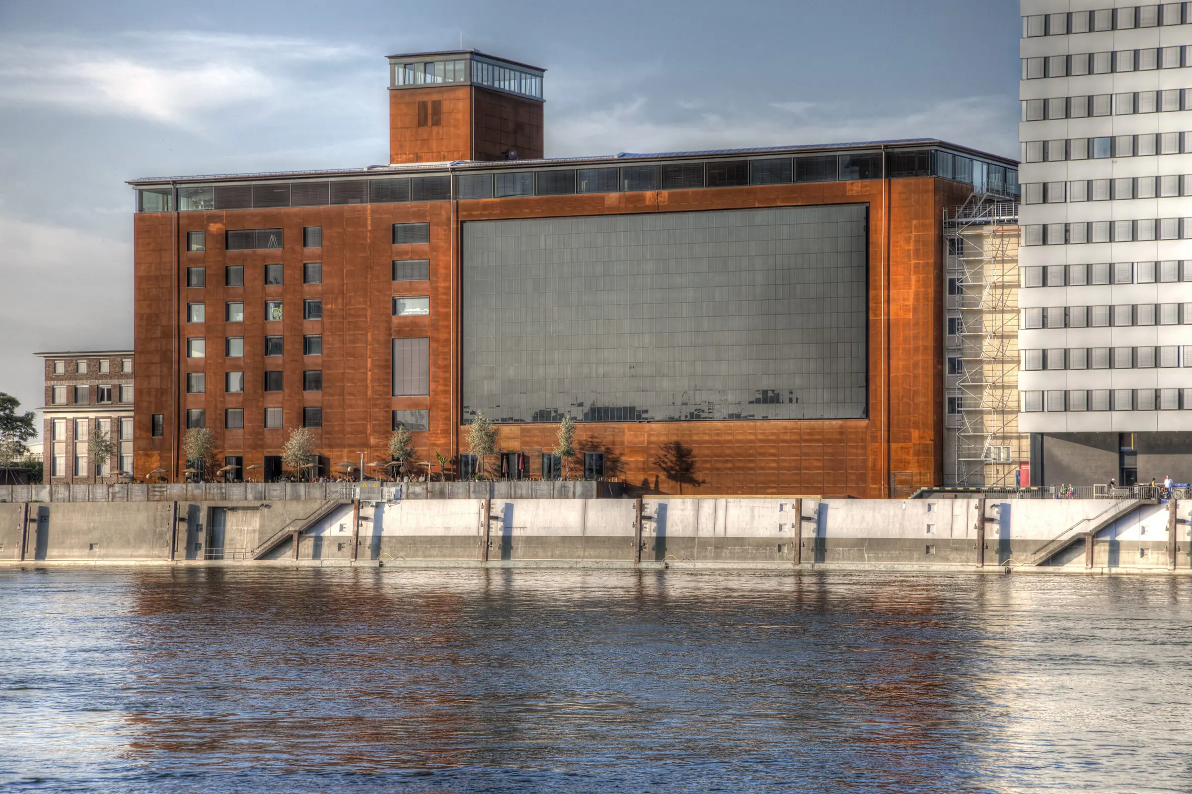 rhein_kai_speicher_7__mannheim__de_02