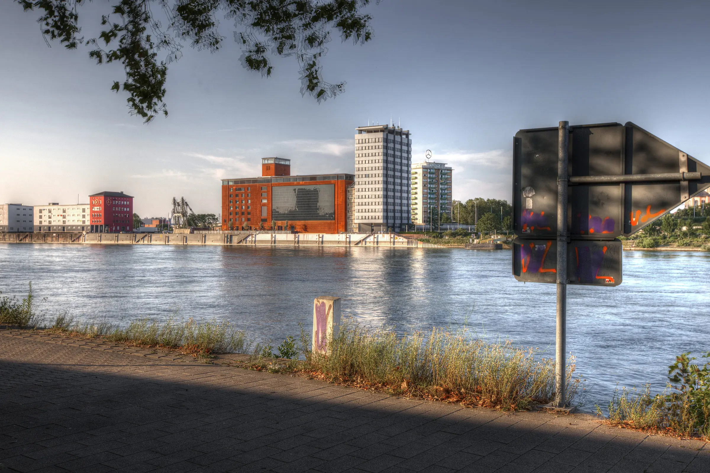 rhein_kai_speicher_7__mannheim__de_03