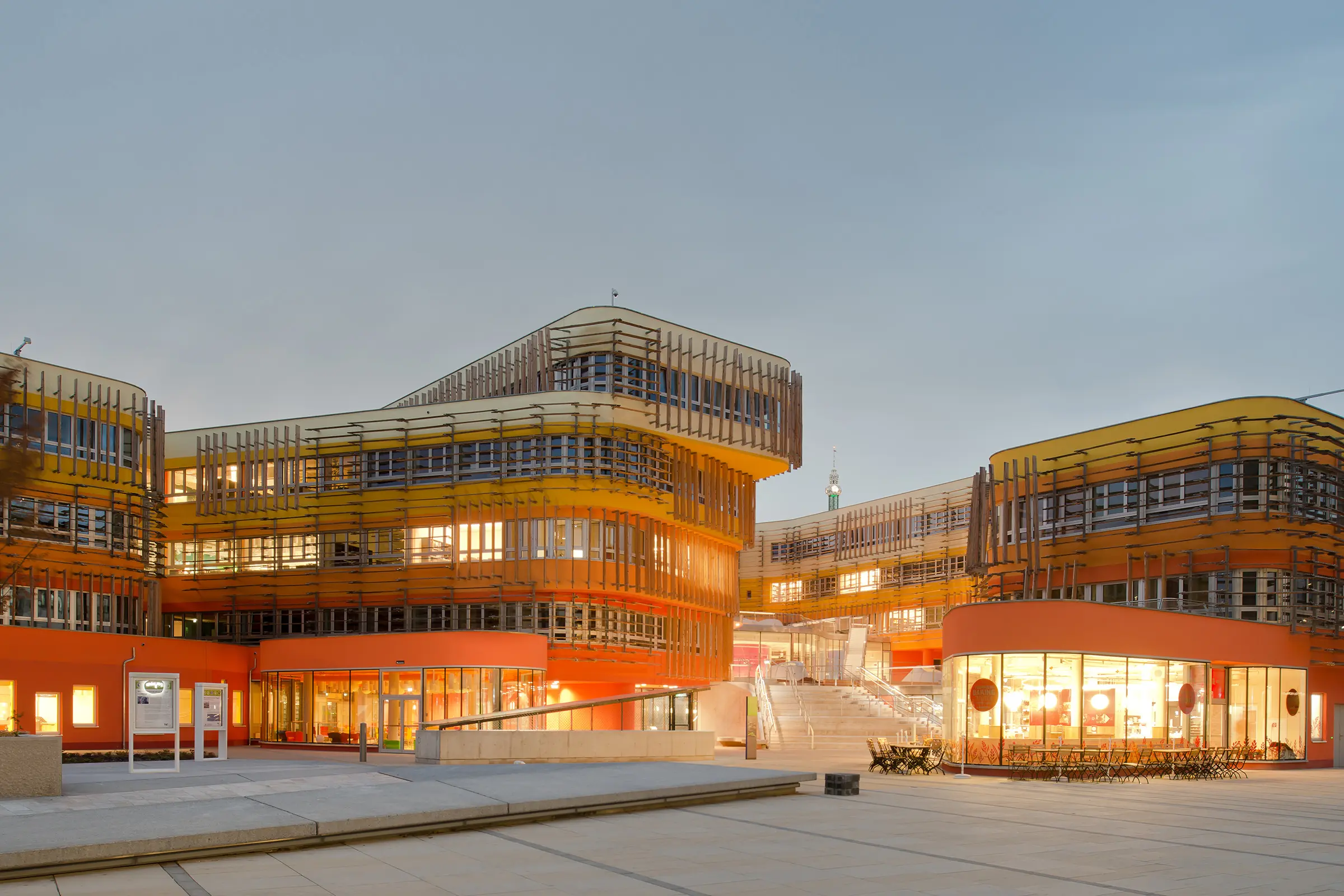 university_of_economics__vienna__at_10